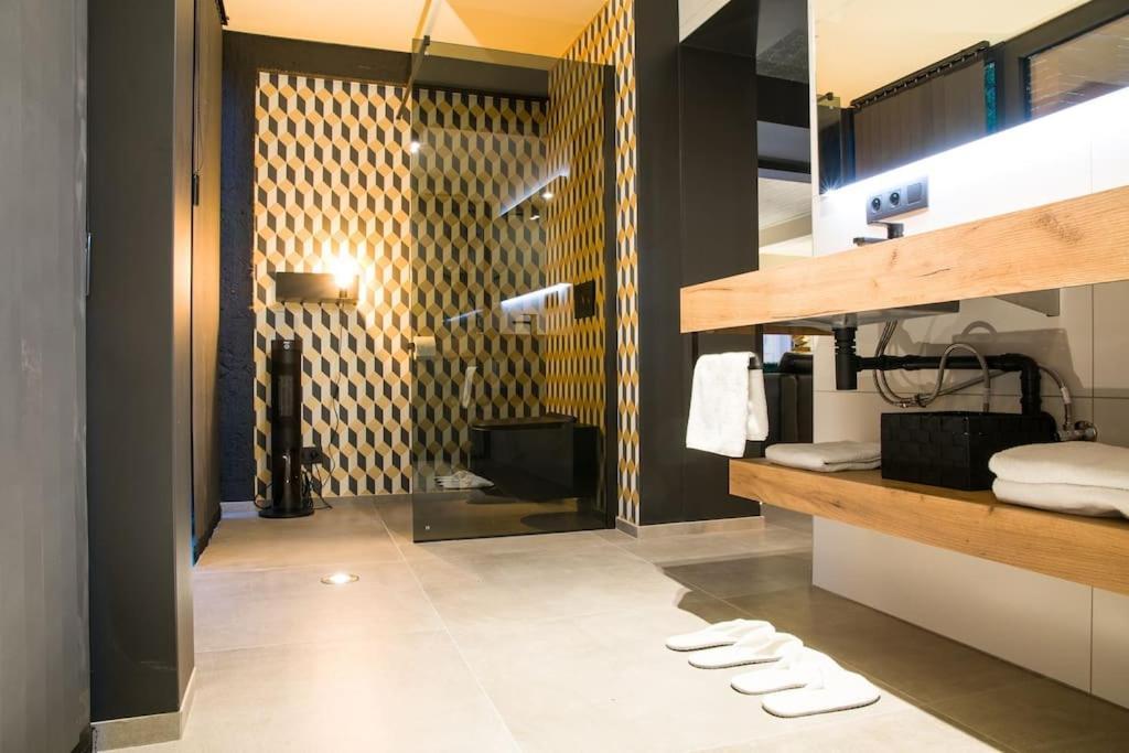 Buenas Noches Villa Standing Piscine & Wellness Boncelles Εξωτερικό φωτογραφία