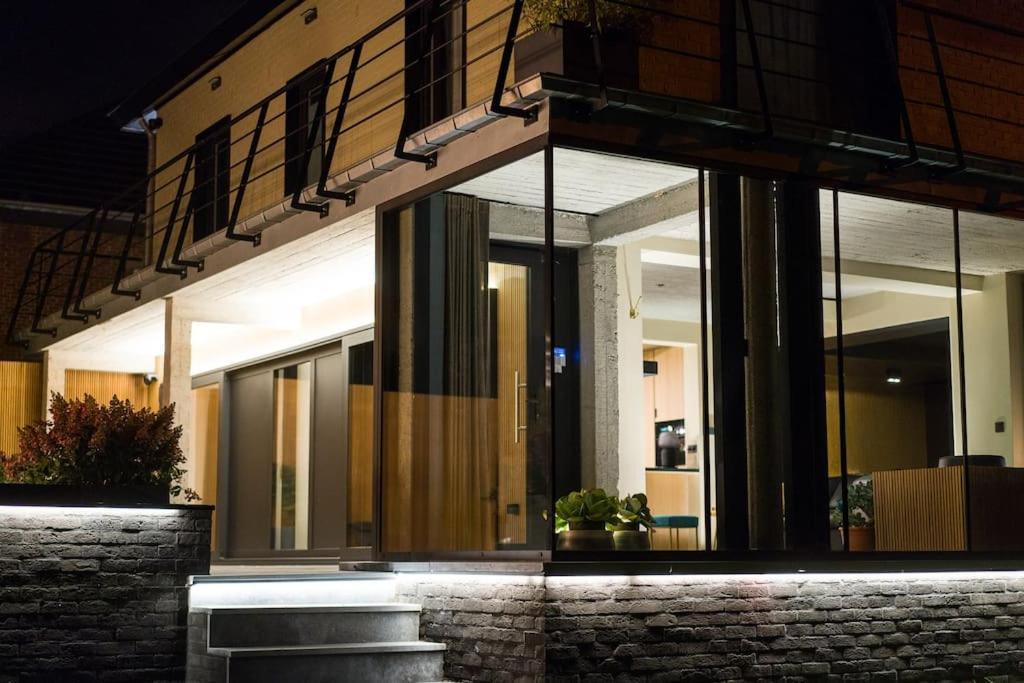 Buenas Noches Villa Standing Piscine & Wellness Boncelles Εξωτερικό φωτογραφία
